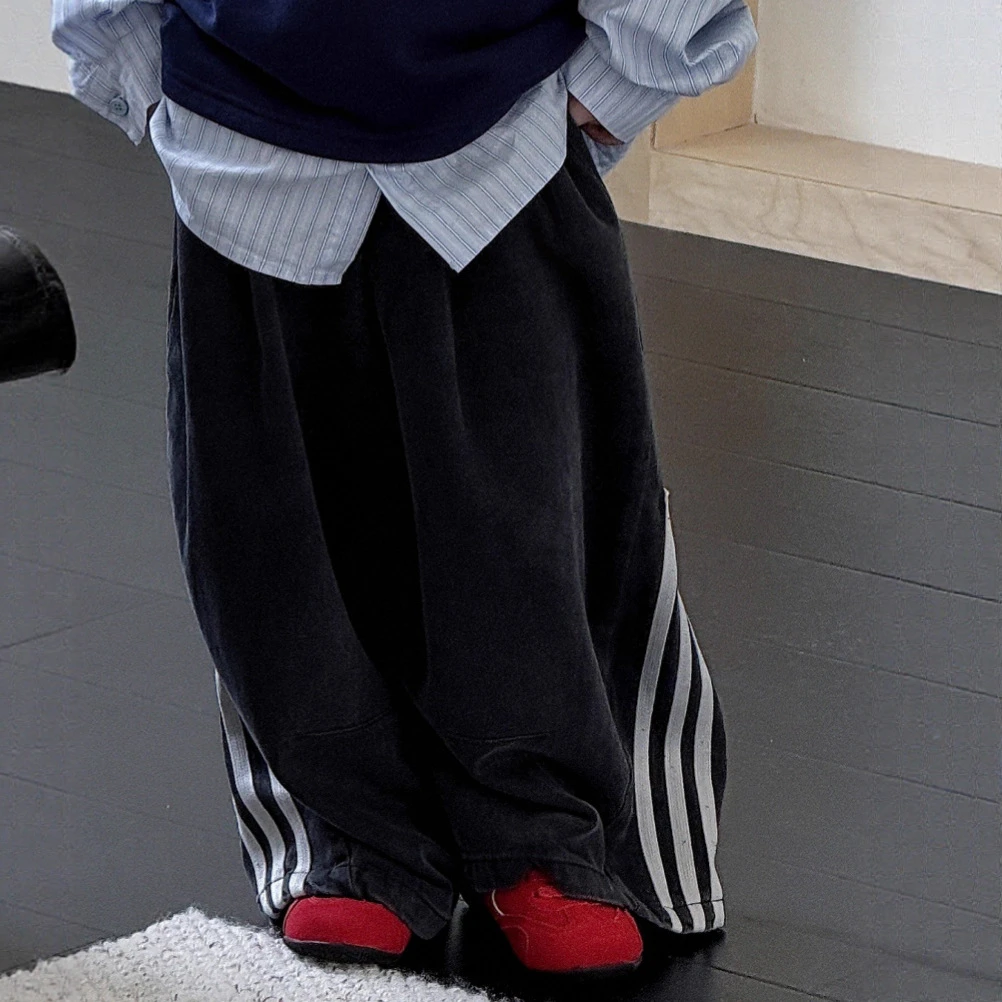 【牛仔裤】秋男童直筒宽松2025新款三条杠拼接黑色复古阔腿长裤男孩