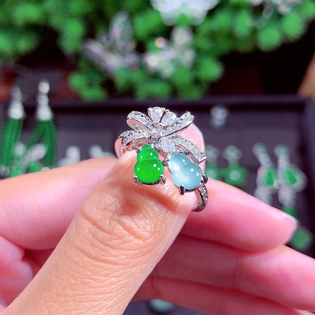 颈饰未镶嵌翡翠天然