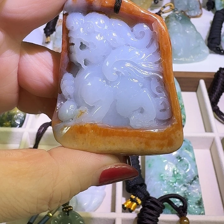 颈饰未镶嵌翡翠A货