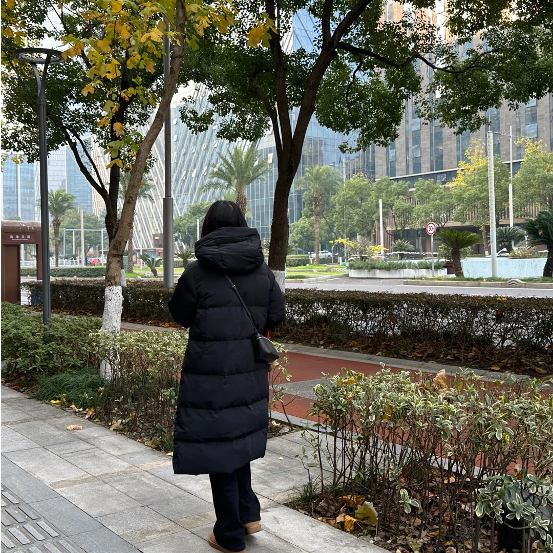 【王小姐】白鹅绒  保暖厚实连帽中长款羽绒服