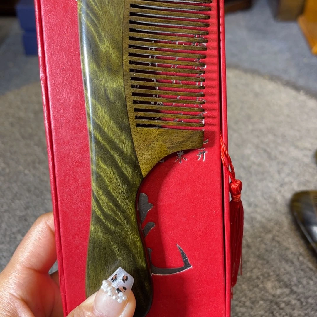 乌木类成套家具梳子