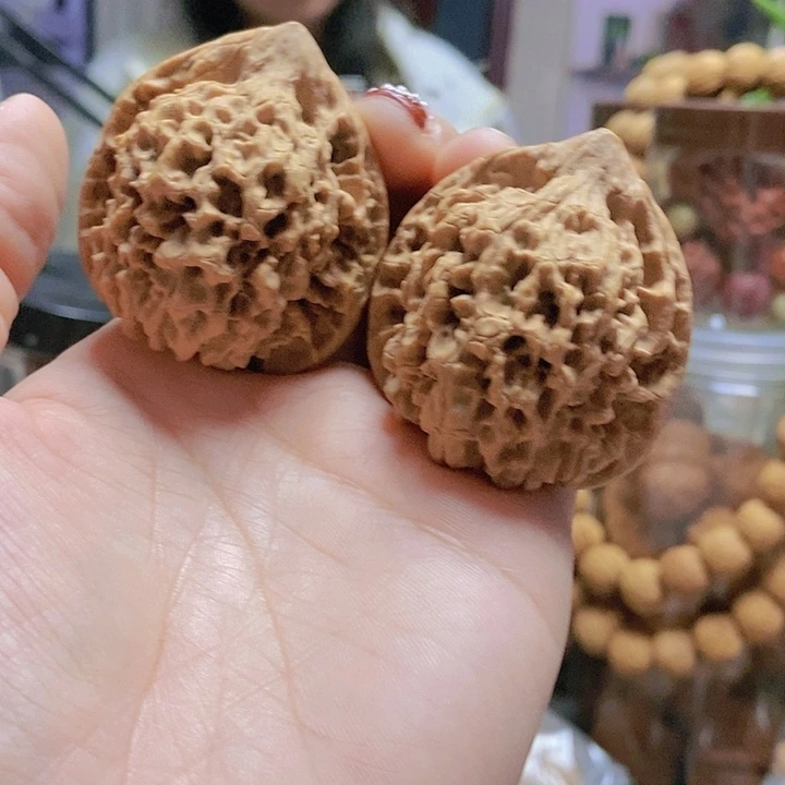 【闪购商品】文玩核桃手串43麒麟纹官帽