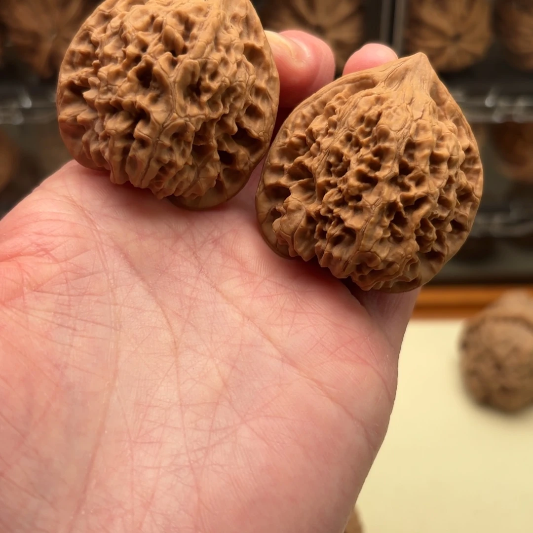 把件文玩核桃麒麟纹官帽