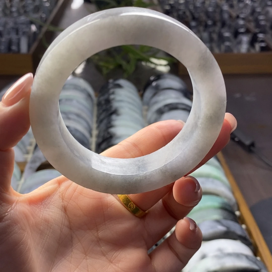定制翡翠未镶嵌天然a货