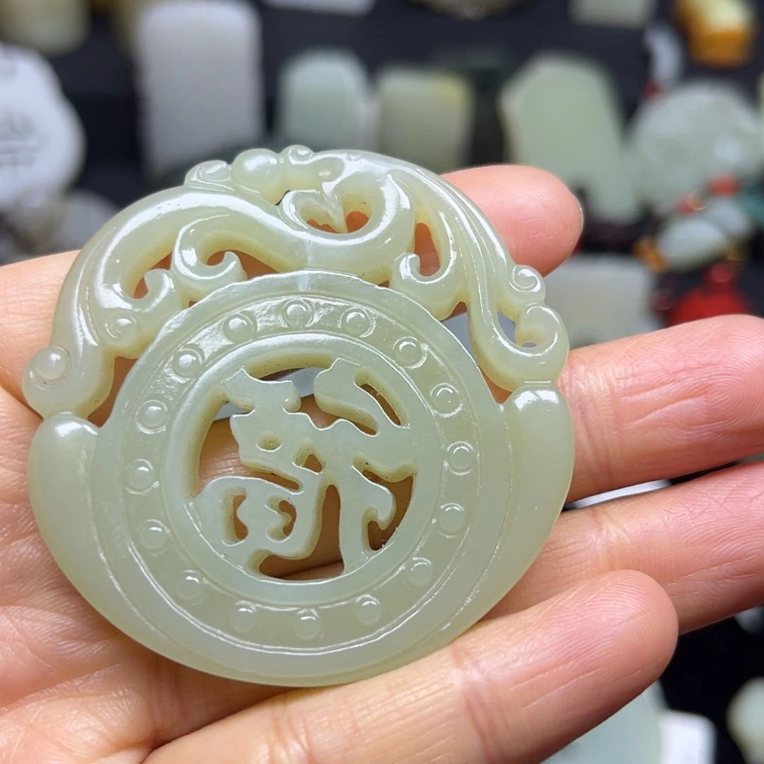 无***生和田玉未镶嵌吊坠(不含链)