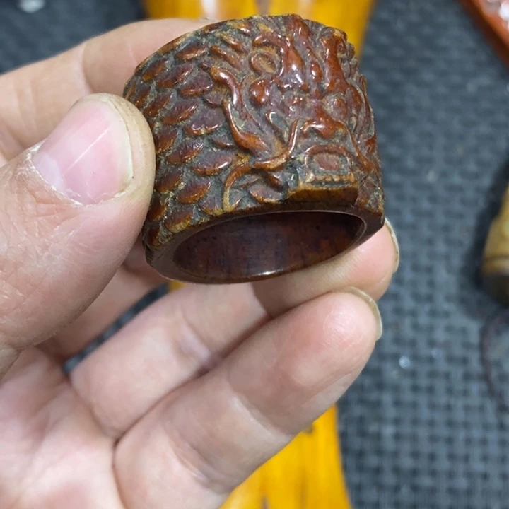 滴血莲花菩提吊坠