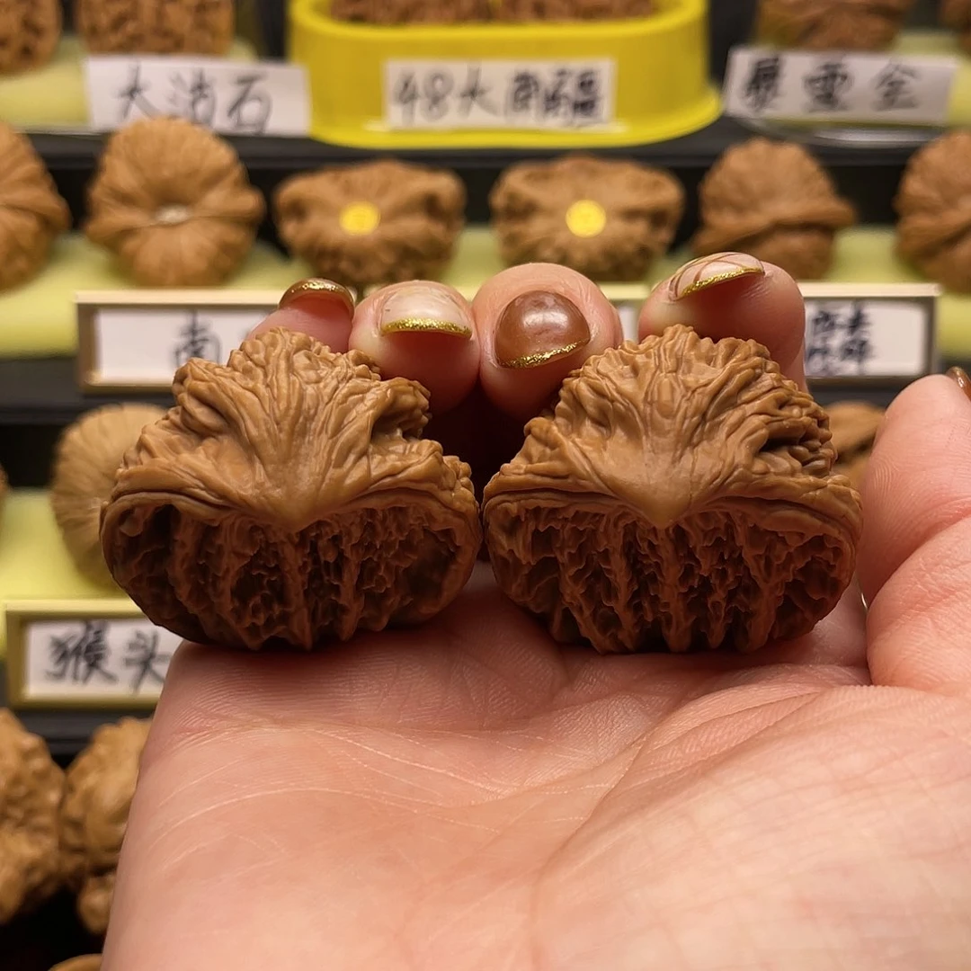 【闪购商品】吊坠文玩核桃虎头38