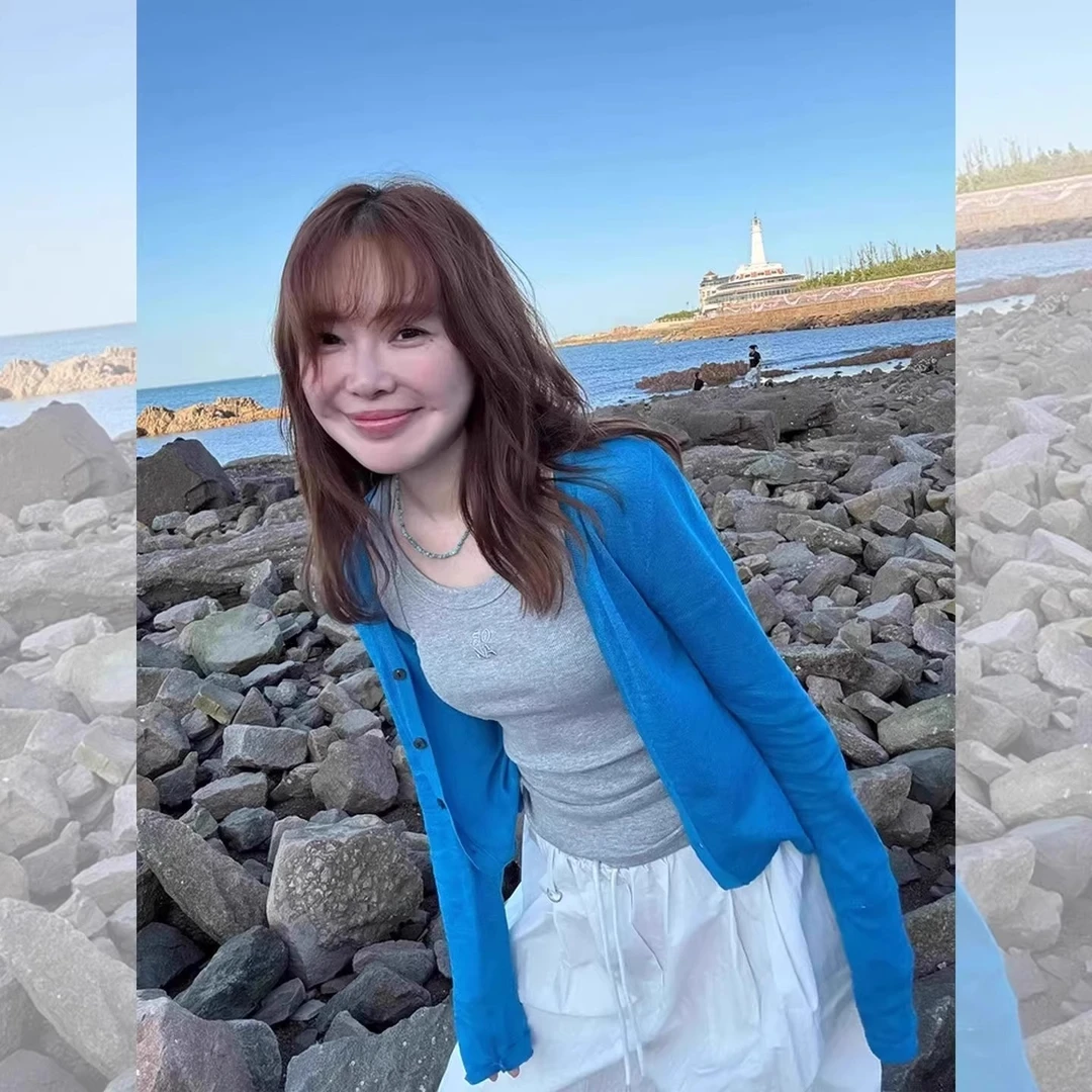 克莱因蓝色冰丝针织开衫防晒上衣女夏季薄款透气外搭披肩短款外套