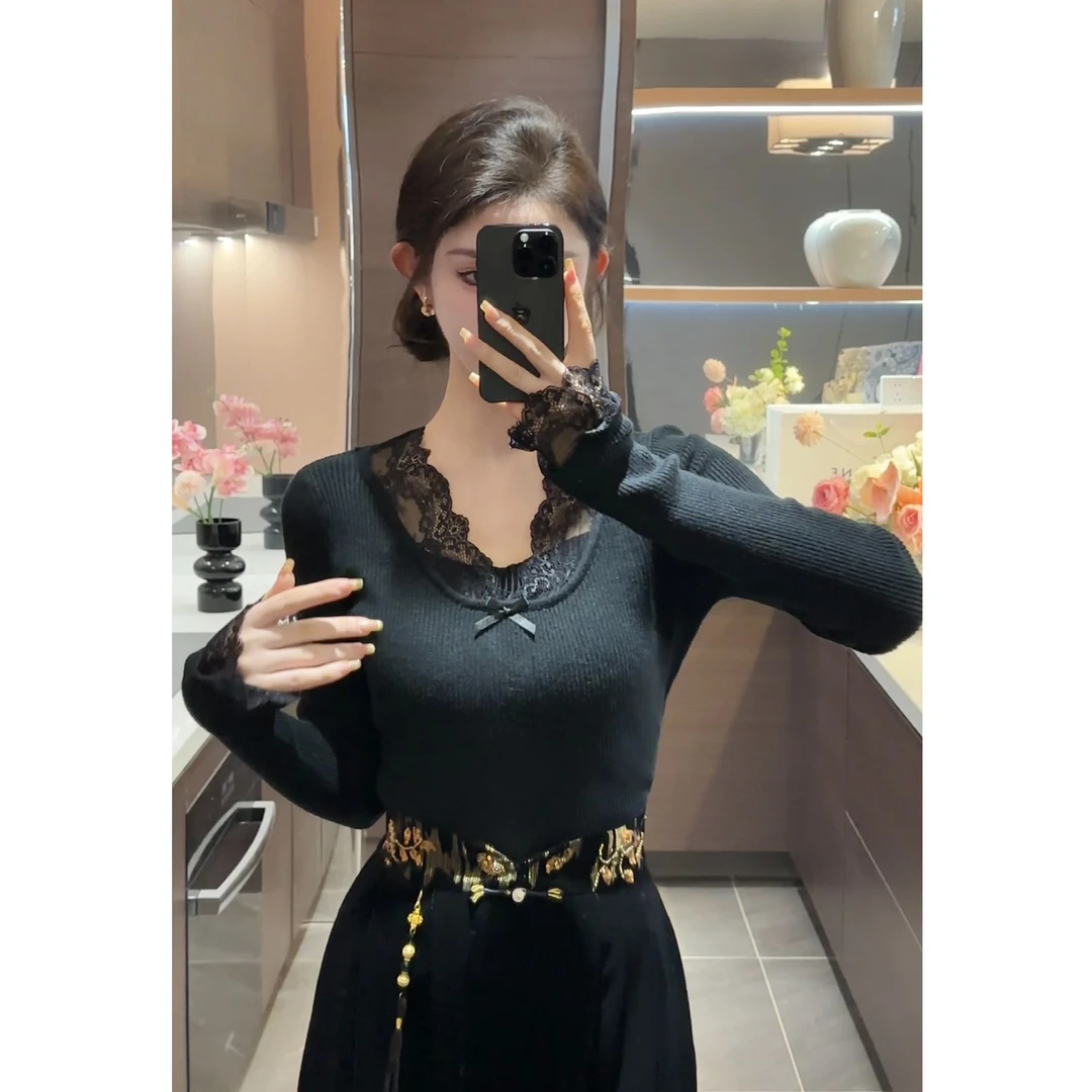 【周粥】【打底】小香风气质减龄新款蕾丝拼接修身针织衫JJQ4ZZS6078