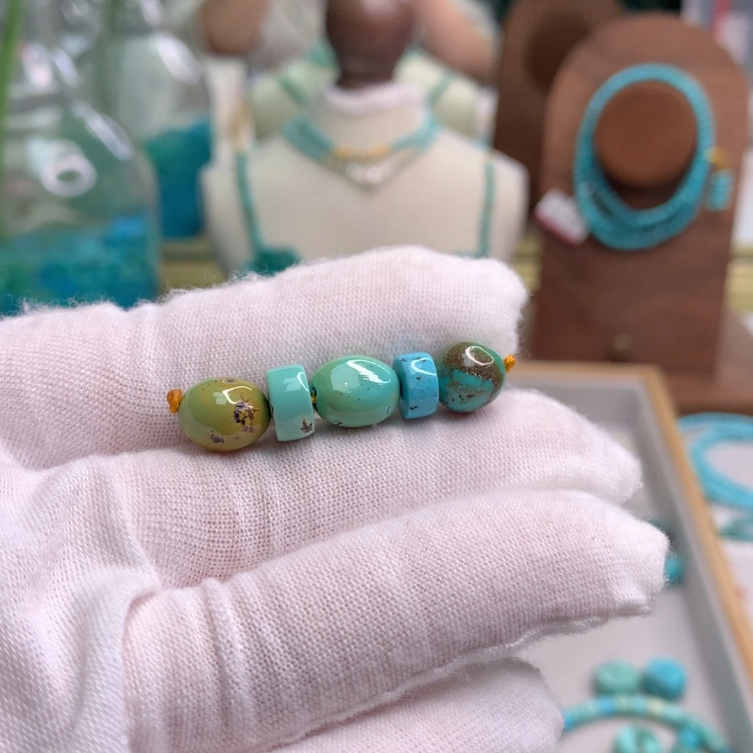 绿松石未镶嵌饰品