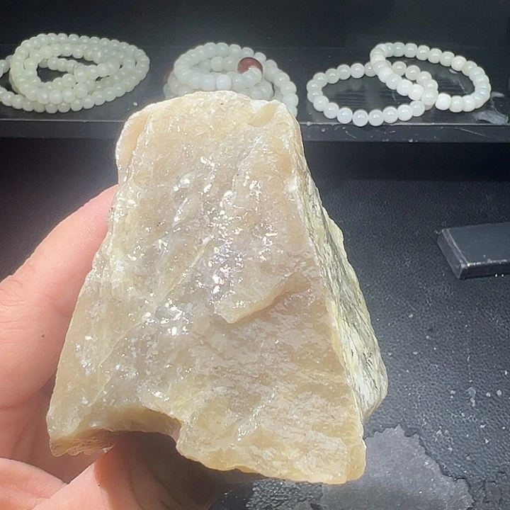 和田玉（糖玉）未镶嵌车挂