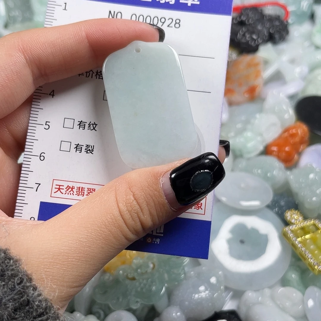 翡翠未镶嵌颈饰928