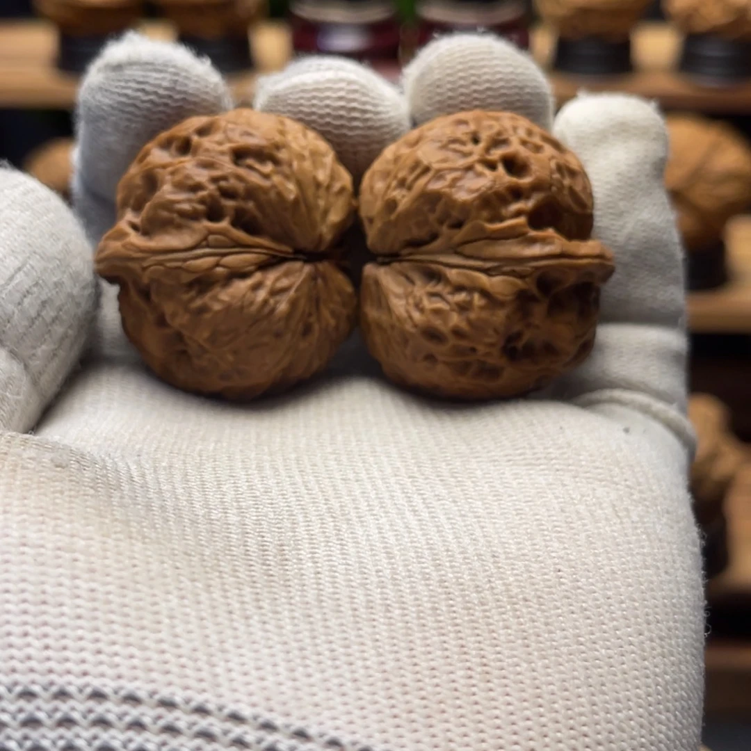 核桃37mm玉兔金蟾 38克