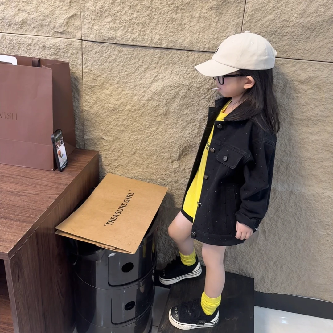 现货MZ.儿童春季新款满钻烫钻重工大版休闲外套1409