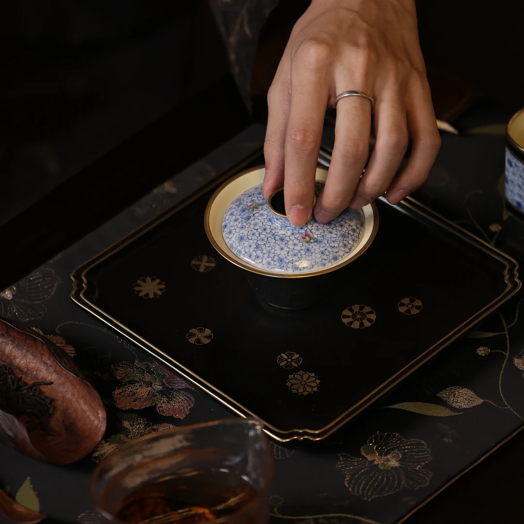 【小田甄陶】玄黑梅花盖碗（华隐S1353）