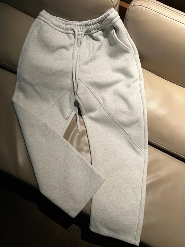 立体剪裁高克重卫裤