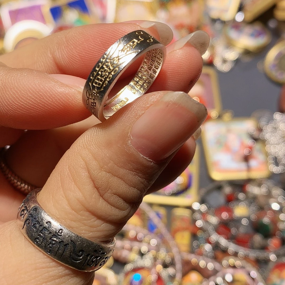 【闪购商品】风车木（黑檀木）S****里