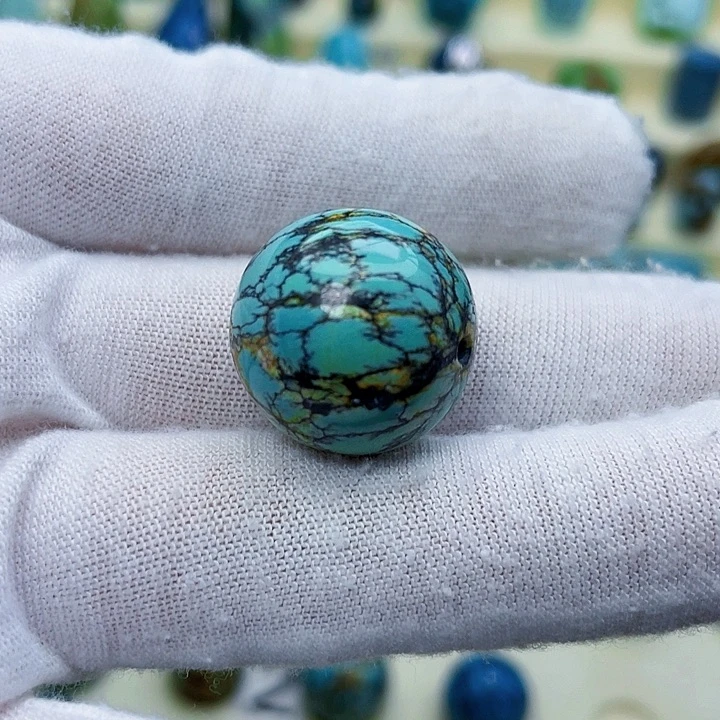 绿松石未镶嵌颈饰