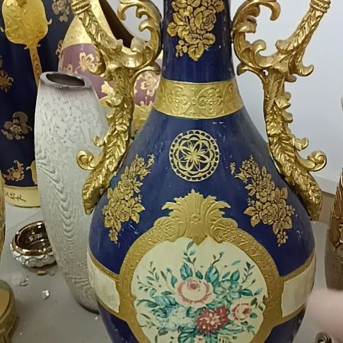 壶瑕摆。。。。。。。。。。。。。。。。