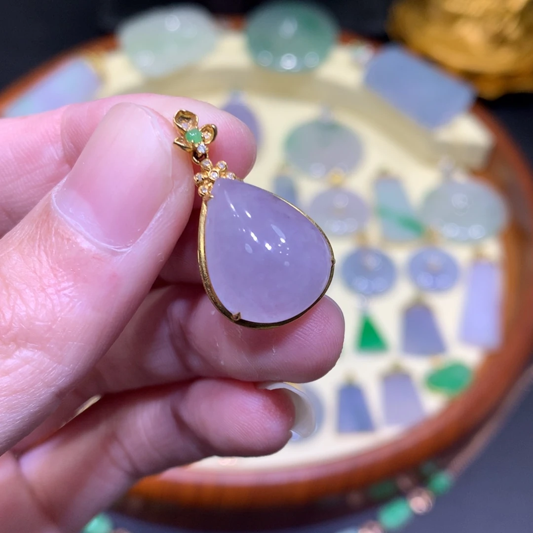 翡翠吊坠(不含链)18K金镶嵌