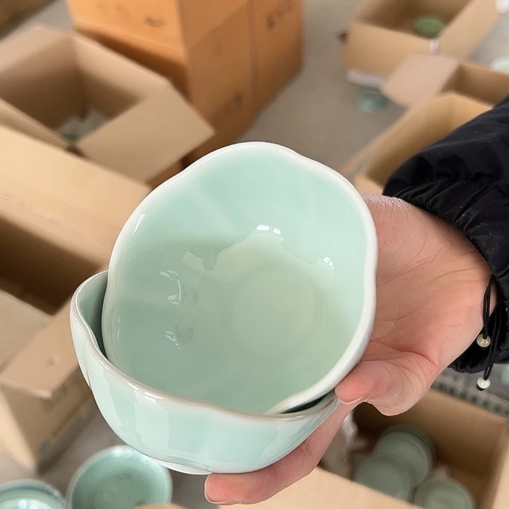 青瓷小米茶器龙泉青瓷