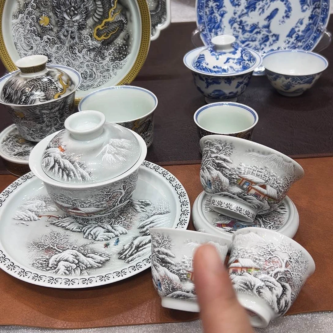 摆件口某哦莫哦莫哦默默无闻