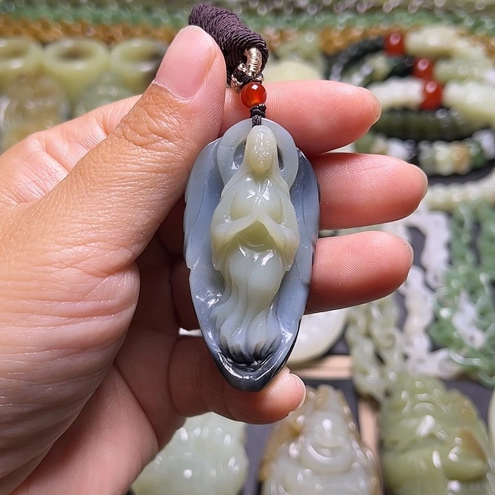 *****和田玉未镶嵌挂件