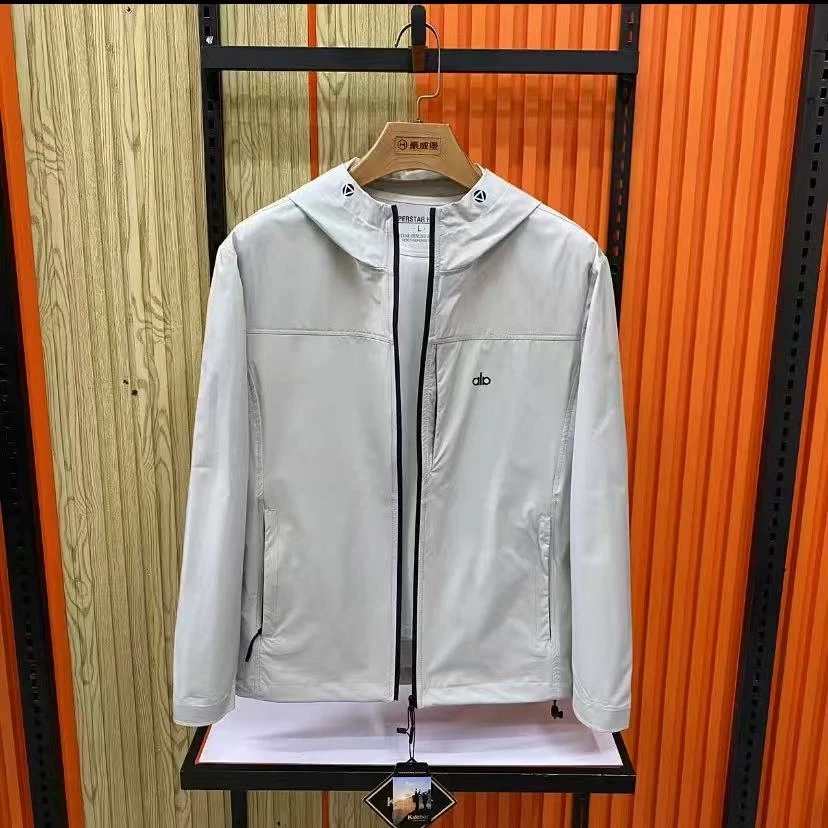 男士连帽男款夹克外套防泼水透湿防晒衣时尚夏季透气春季薄款户外