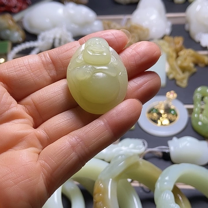 和田玉未镶嵌挂件