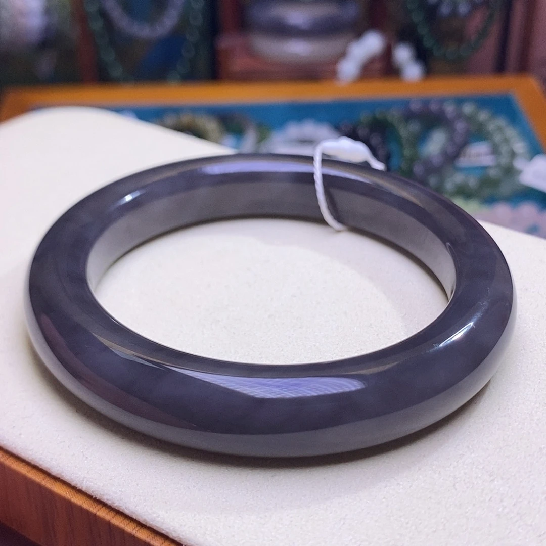 和田玉未镶嵌颈饰59 收藏级烟紫老料冰底帝王紫手镯