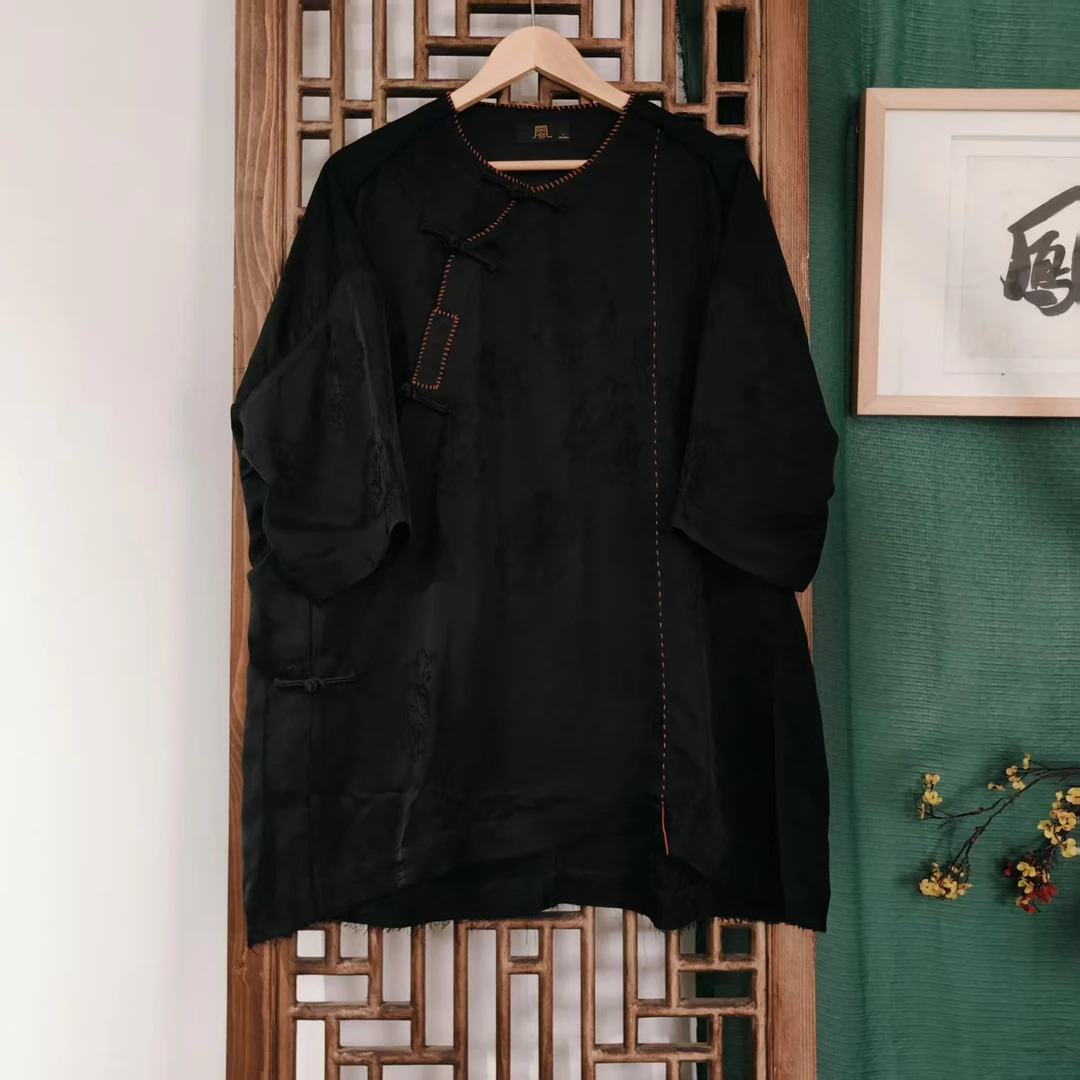 （LS595）凤徕兮私人定制黑底牡丹花暗纹斜边盘扣圆领上衣  红边