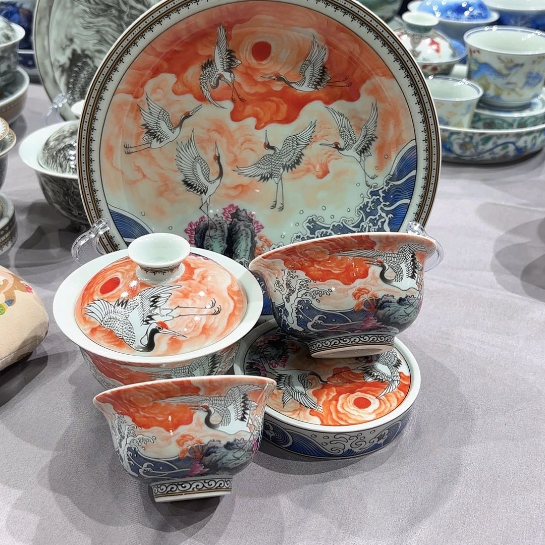 瓷片景德镇瓷器精品陈列