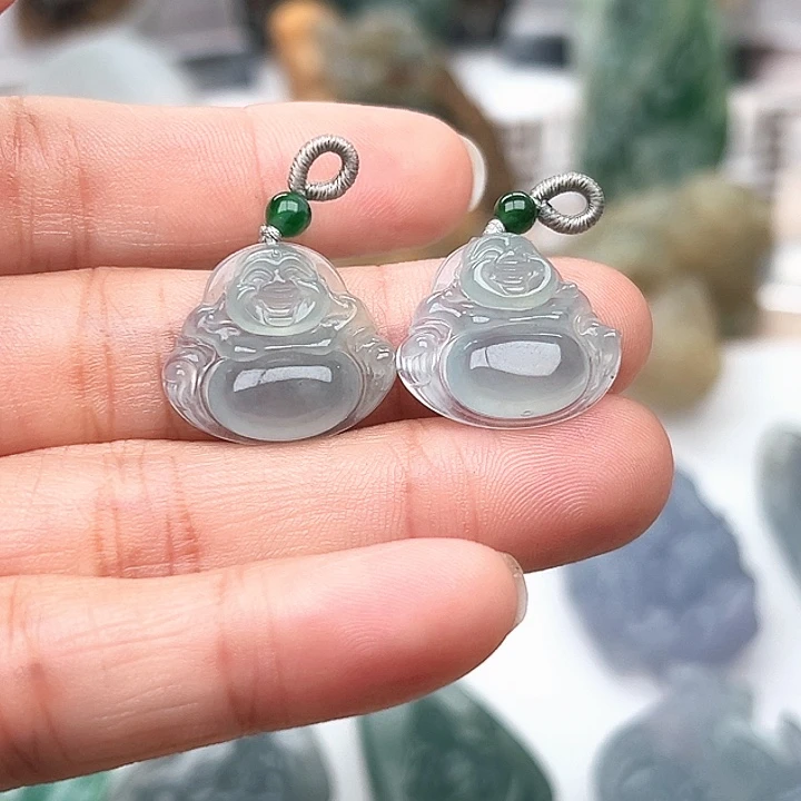 翡翠未镶嵌颈饰佛公（2个）