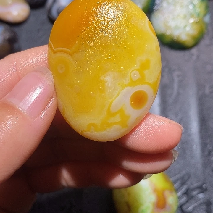 玛瑙/玉髓颈饰未镶嵌时****）