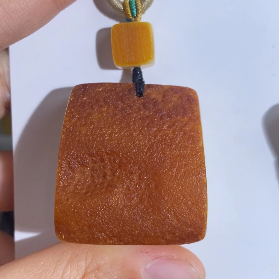 定制琥珀未镶嵌蜜蜡吊坠