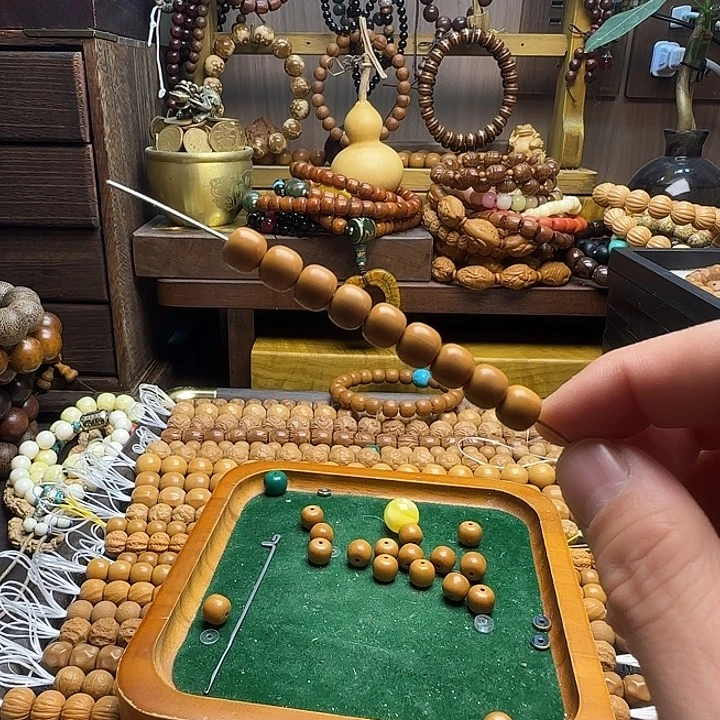 ￰***ㅤ猴头核桃手串老型