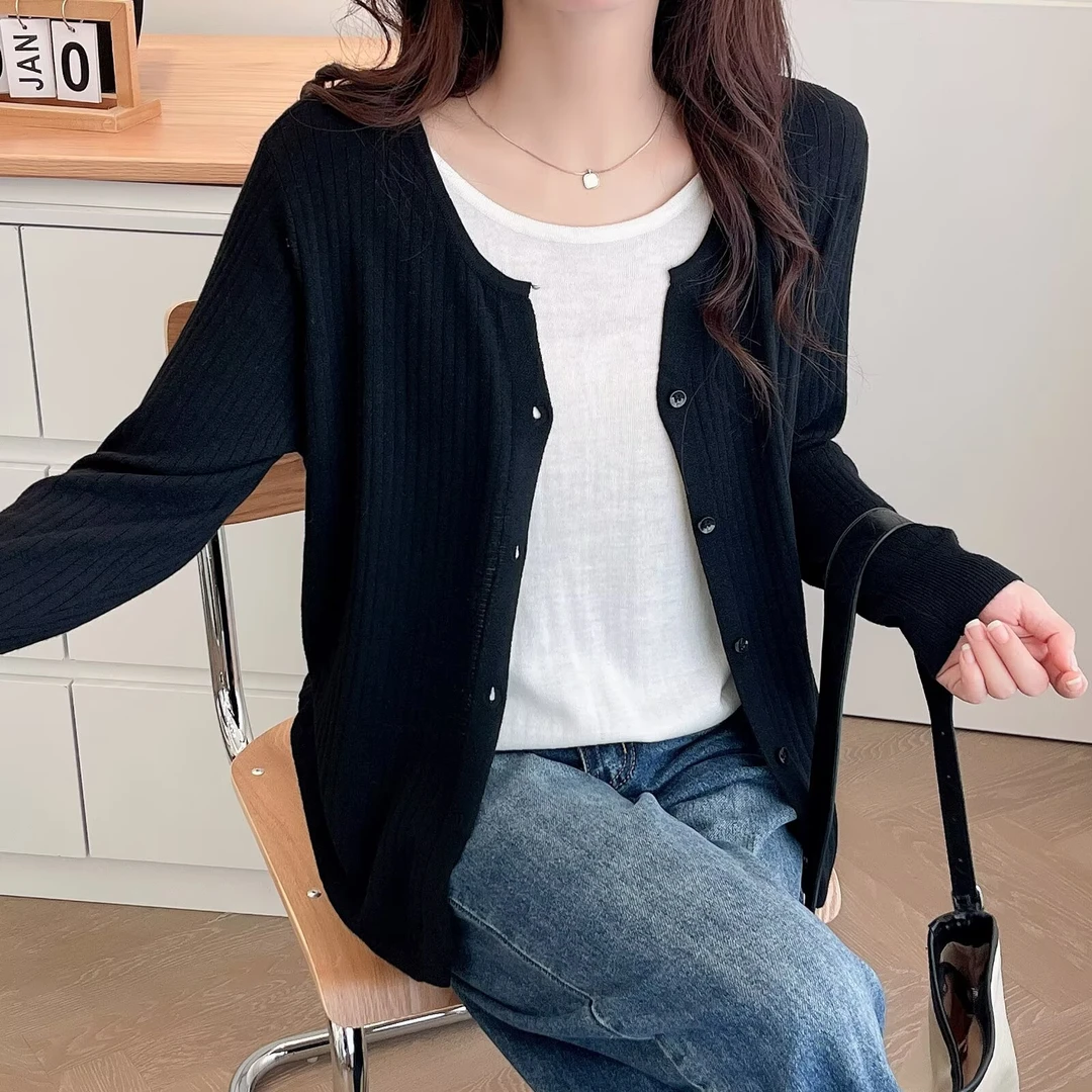 YANUJIAO/雅奴嬌假两件上衣薄款拼色显瘦针织衫大码宽松百搭长袖