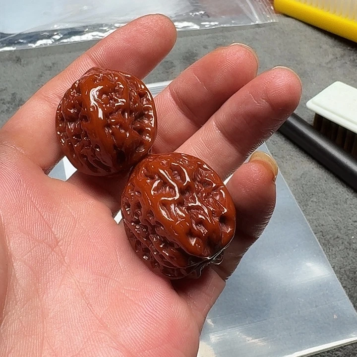 文玩核桃吊坠022鸡心