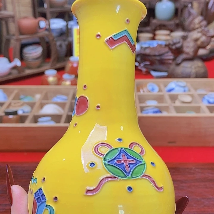 精美家用花瓶一客