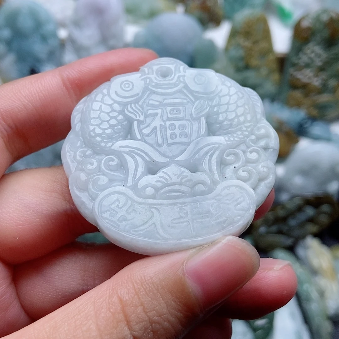 翡翠未镶嵌颈饰翡翠