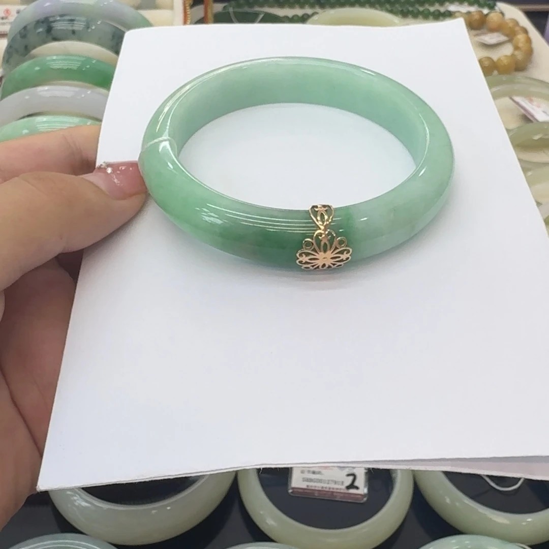 未镶嵌手镯翡翠点菜看细节