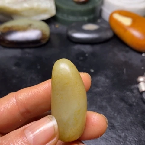 和田玉珠宝奇石未镶嵌