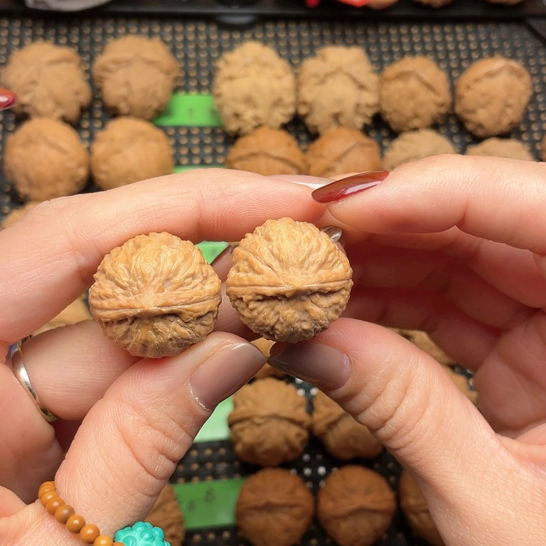 文玩核桃吊坠23尺全品水晶小苹果00011