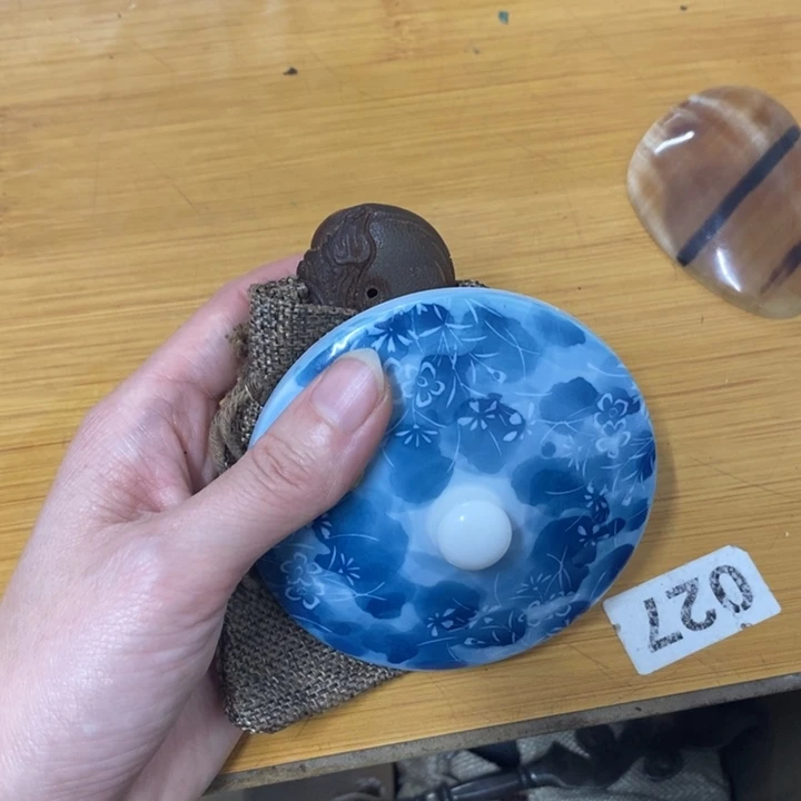 摆件中古工艺品一件