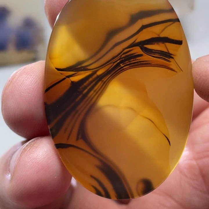 玛瑙/玉髓颈饰未镶嵌路*