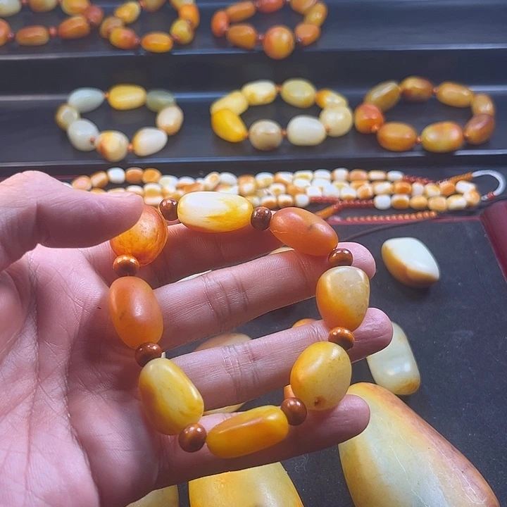 白***山颈饰未镶嵌和田玉
