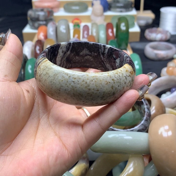 未镶嵌手镯石英质玉夢****