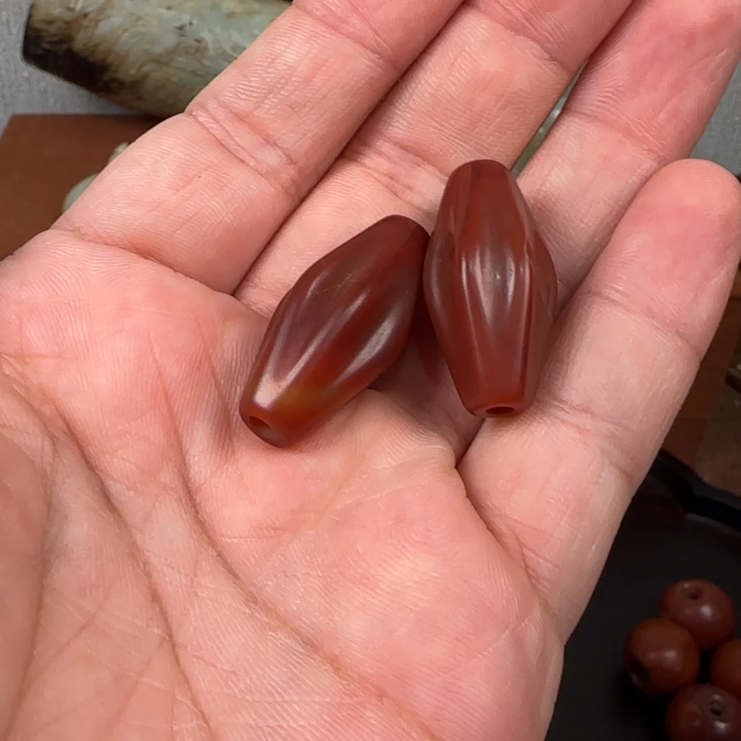 非常精美的脖挂件