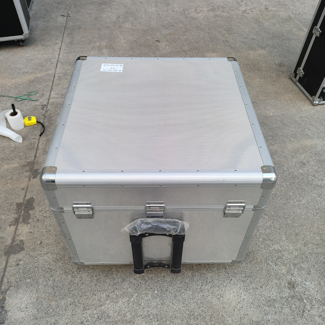 库存瑕疵拉杆箱内尺寸600*600*470（看好再拍，不退不换）