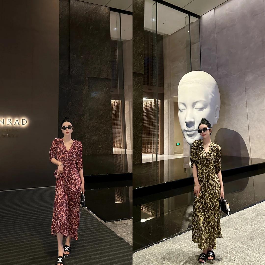 DL乐乐家【乌梅紫酱】夏季新款V领印花收腰显瘦减龄优雅碎花连衣裙